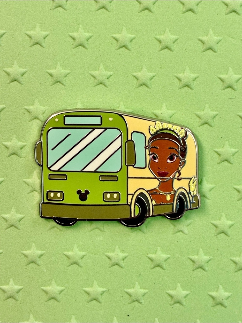 Walt Disney World 2026 Wave A Tiana Bus Pin